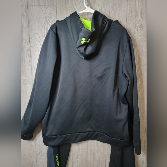 Under Armour Black and Gray Sweatpants - Picture 8 of 8